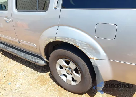 2006 Nissan Pathfinder Se z USA, uszkodzony, nr VIN 5N1AR18WX6C612671